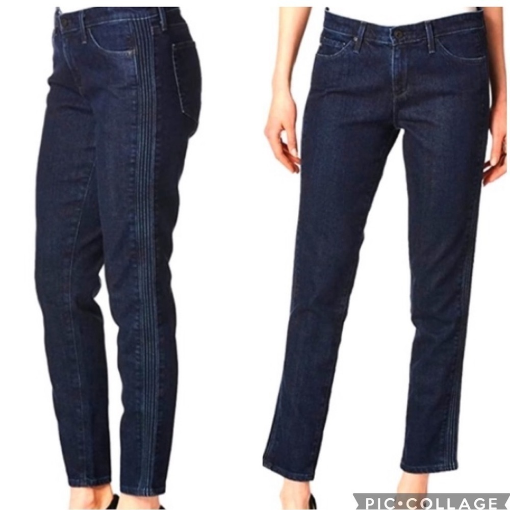 AG Prima ankle pin tucked cigarette ankle dark wash low/ mid rise jeans EUC - Picture 14 of 14